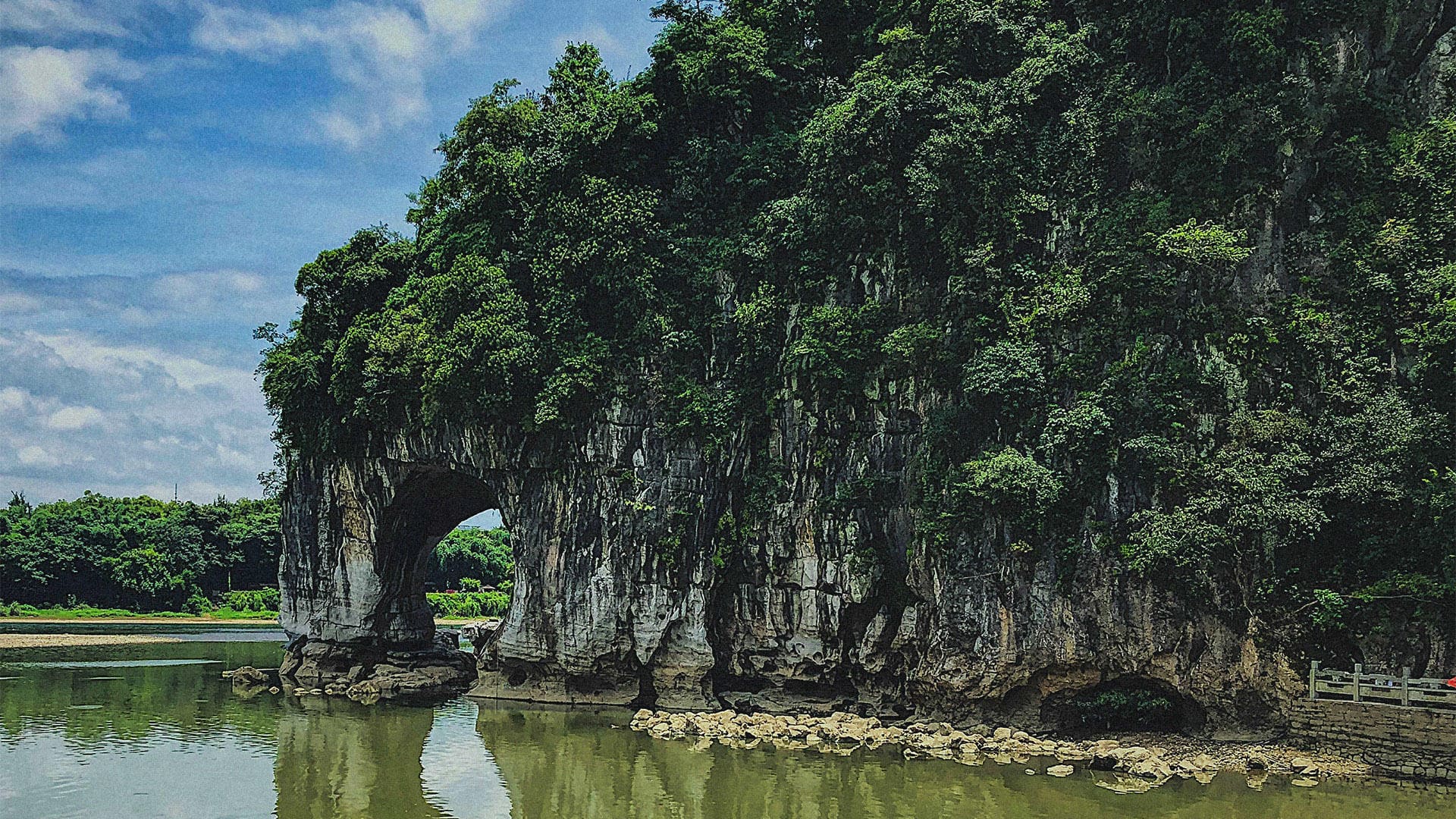 大都汇国际旅游（北京）有限公司驻马店东平路营业网点